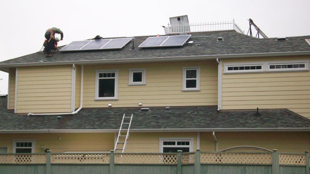 You’re Invited to a  Solar Home Tour